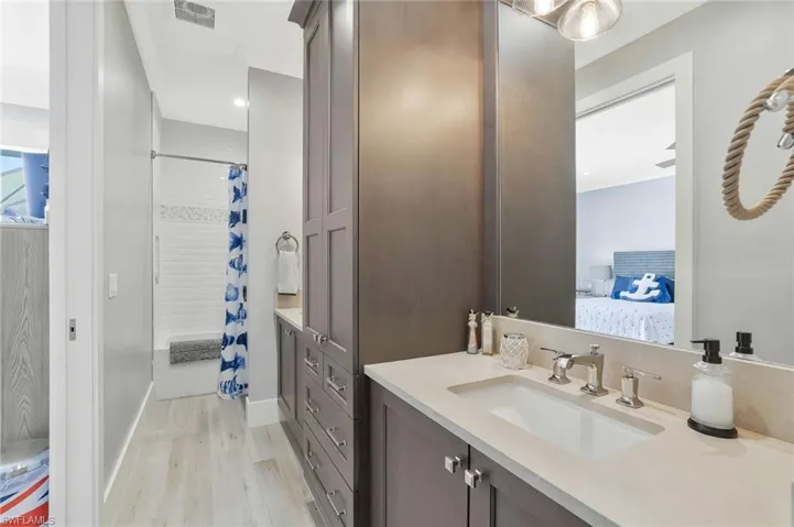 564 Spinnaker Dr, Marco Island, Florida 34145