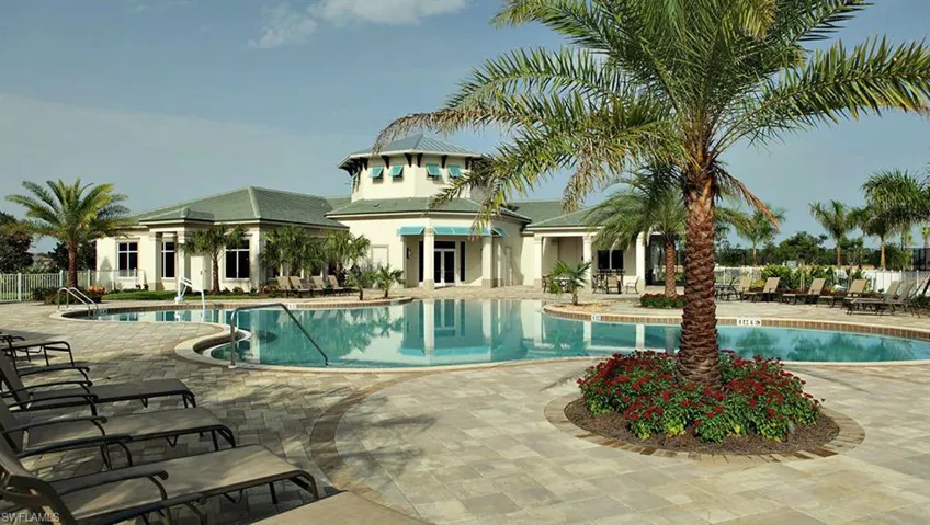 4262 Dutchess Park Rd, Fort Myers, Florida 33916