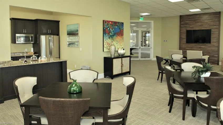 4262 Dutchess Park Rd, Fort Myers, Florida 33916