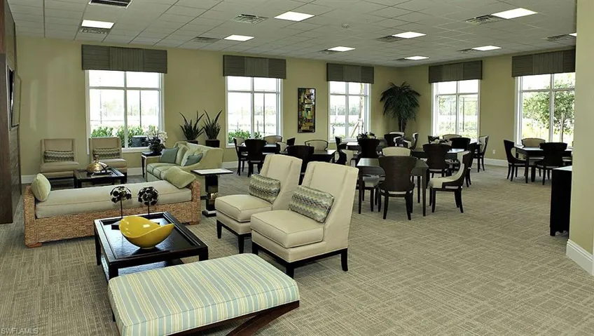 4262 Dutchess Park Rd, Fort Myers, Florida 33916