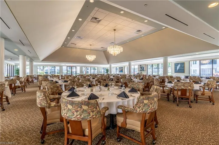 Elegant dining onsite