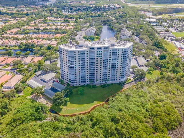 Aerial view of Tower Pointe