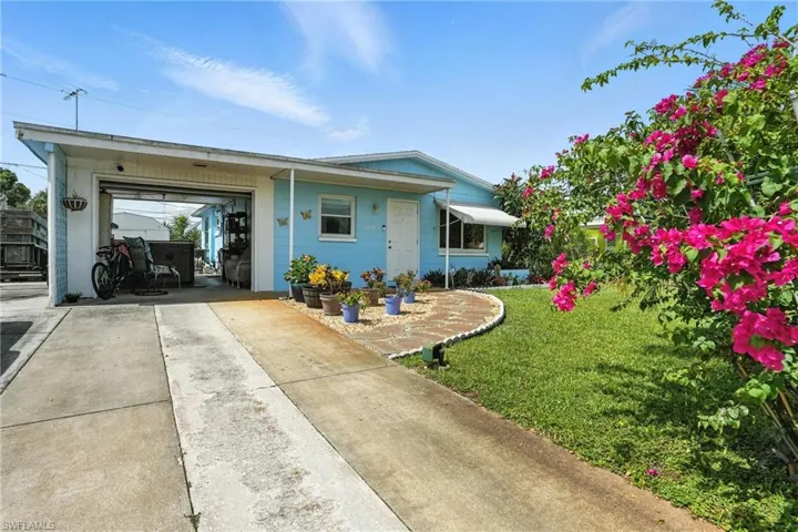 1164  Navajo  AVE, Lehigh Acres, FL 33974