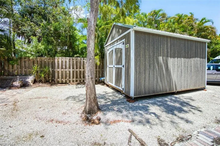brand new 14X10 shed