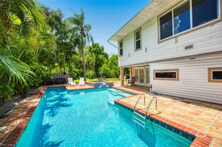 2727  66th SW ST, Naples, FL 34105