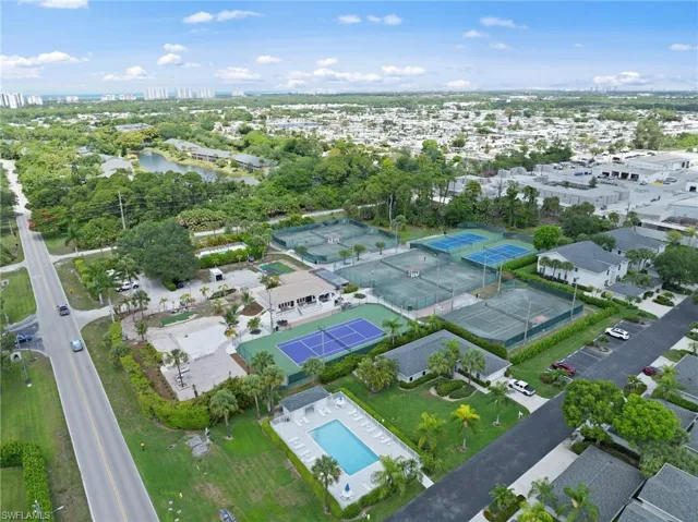 1240  Sarah Jean  CIR, Naples, FL 34110