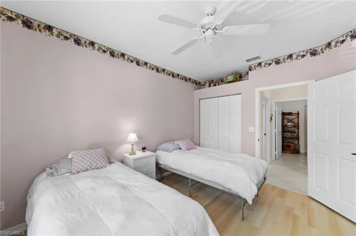 1240  Sarah Jean  CIR, Naples, FL 34110