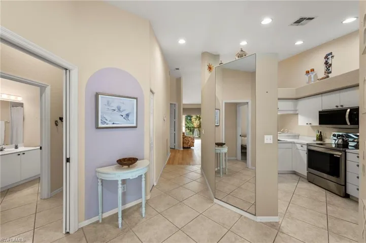 1240  Sarah Jean  CIR, Naples, FL 34110