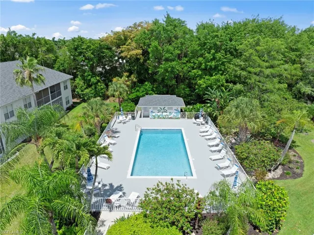 1240  Sarah Jean  CIR, Naples, FL 34110
