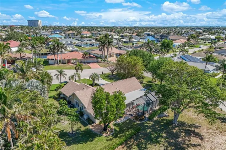 840 S Town And River  DR, Fort Myers, FL 33919