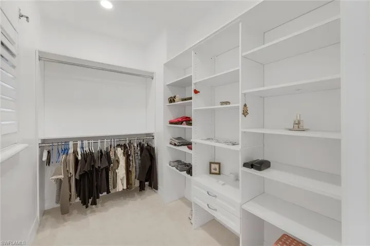 Walk in Closet