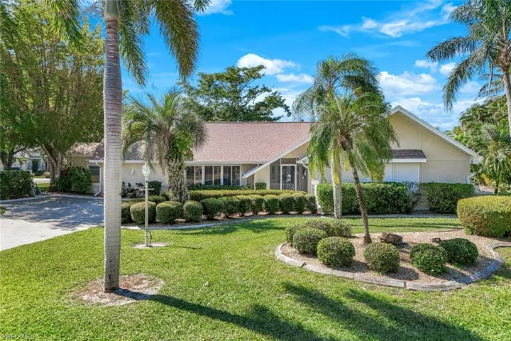 840 S Town And River  DR, Fort Myers, FL 33919
