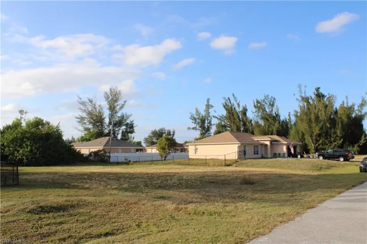 1634 Nw 1st Ave, Cape Coral, Florida 33993