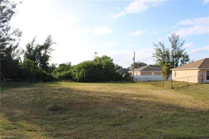 1634 Nw 1st Ave, Cape Coral, Florida 33993
