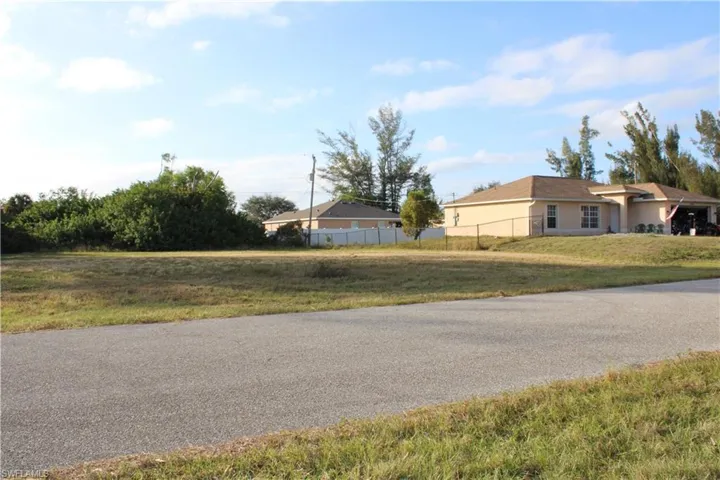 1634 Nw 1st Ave, Cape Coral, Florida 33993