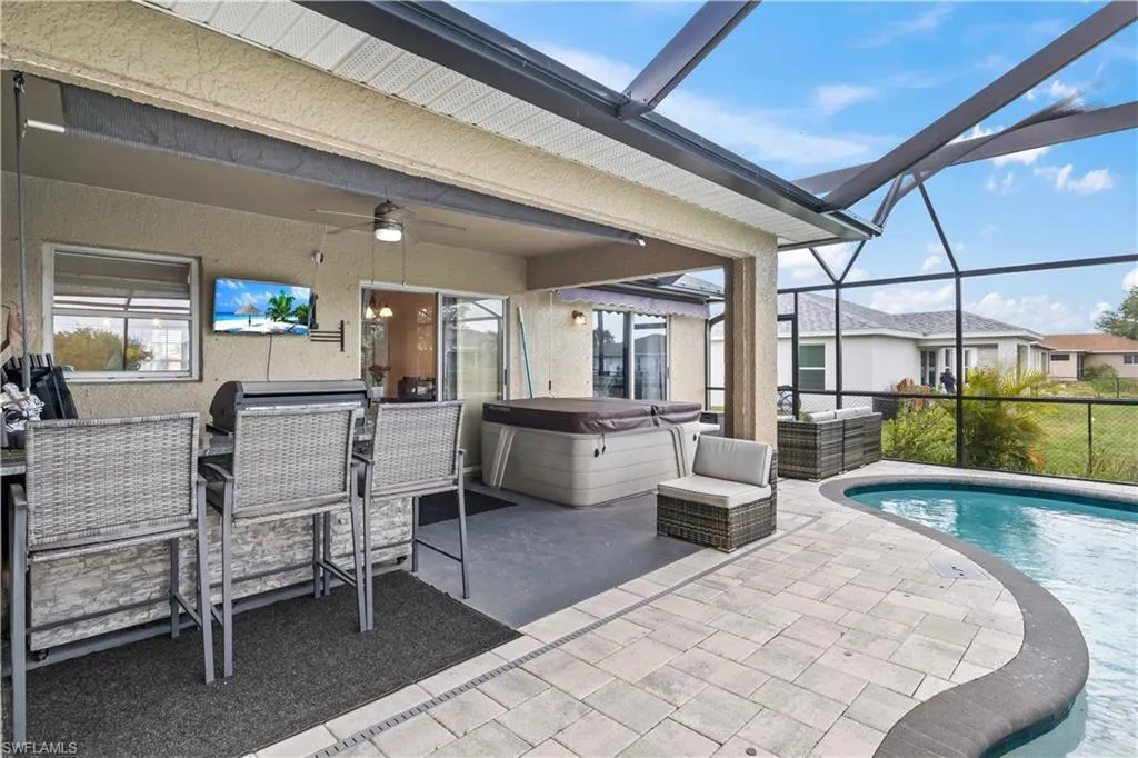 927 12th TER, Cape Coral, FL 33993,225045448