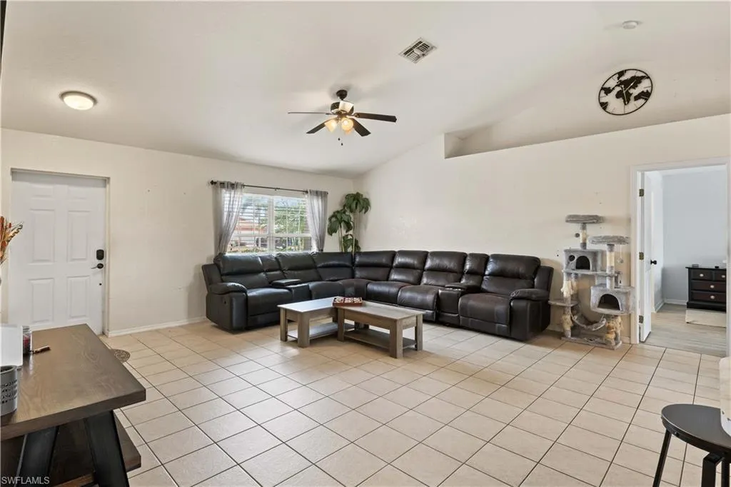 927 12th TER, Cape Coral, FL 33993,225045448