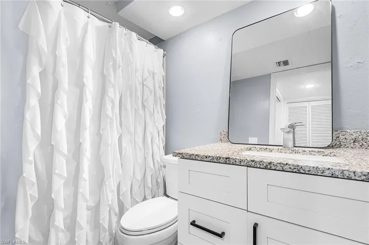 53 High Point Cir W 310, Naples, Florida 34103