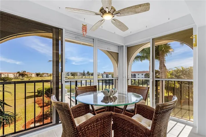 53 High Point Cir W 310, Naples, Florida 34103