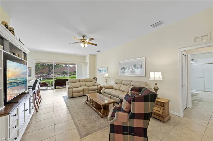 10083 Colonial Country Club Blvd, Fort Myers, Florida 33913
