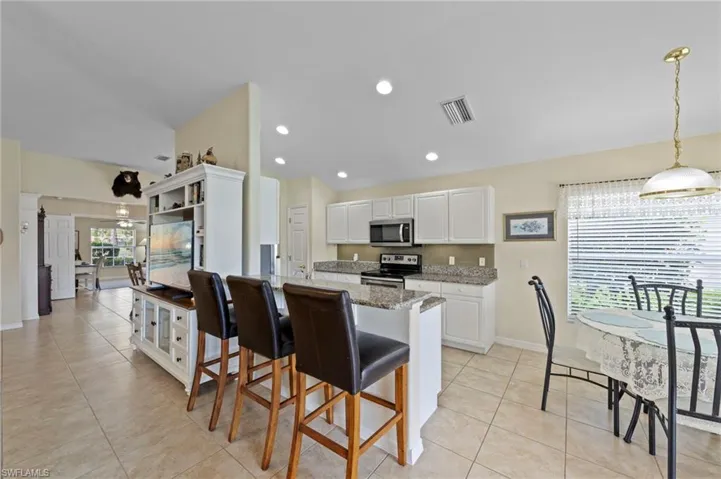 10083 Colonial Country Club Blvd, Fort Myers, Florida 33913