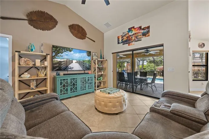 2325 Sw 20th St, Cape Coral, Florida 33991