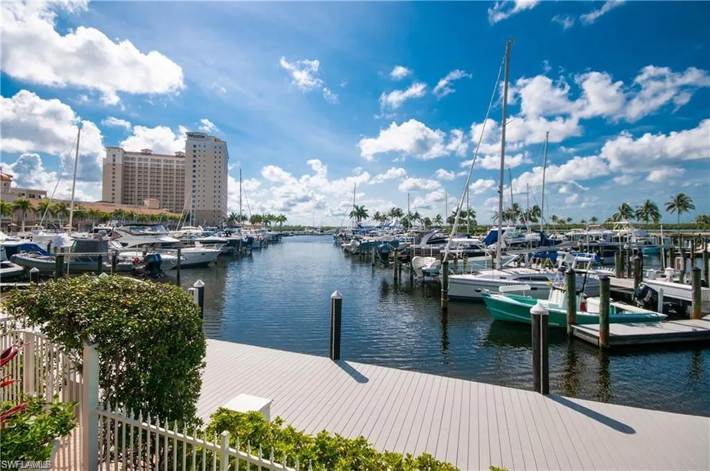 6061 Silver King BLVD, Cape Coral, FL 33914,224071955
