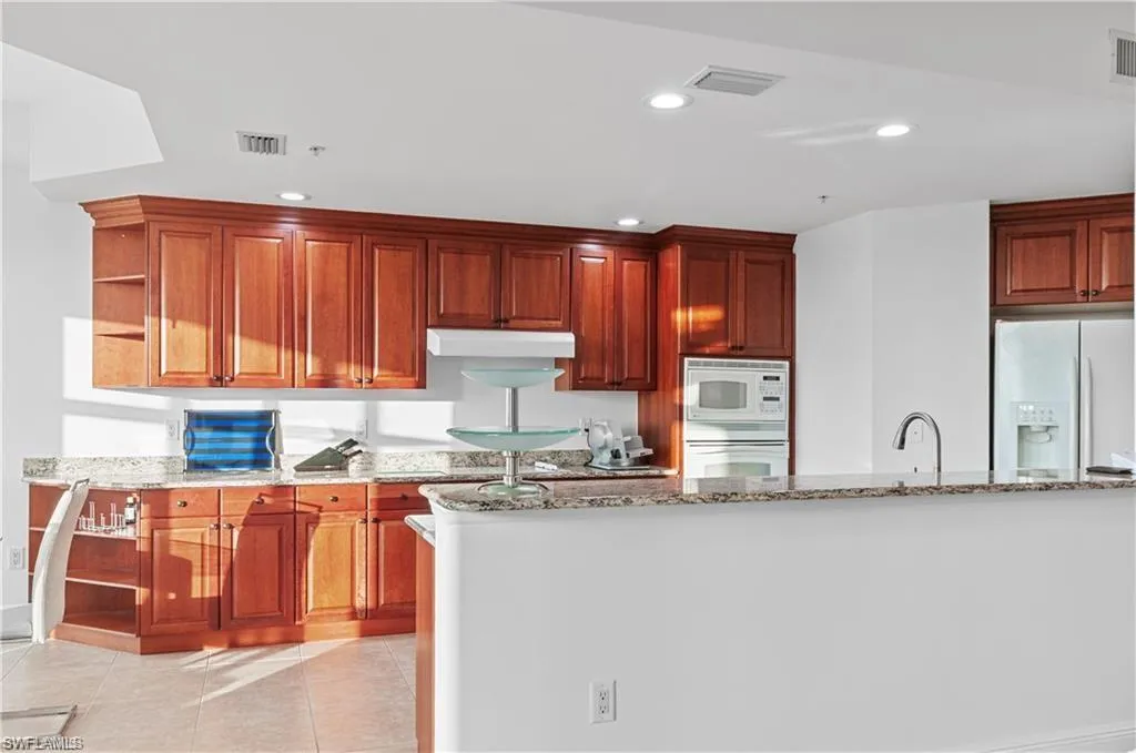 6061 Silver King BLVD, Cape Coral, FL 33914,224071955