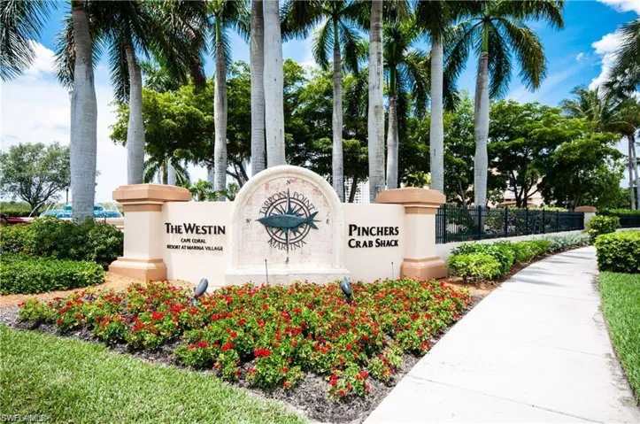 6061 Silver King BLVD, Cape Coral, FL 33914,224071955