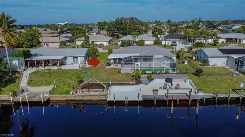 Bird's eye view rear
