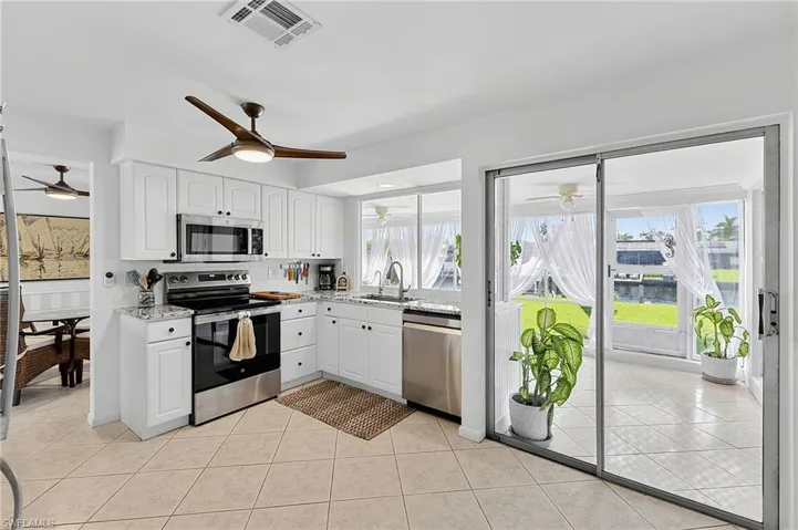 4529 Se 1st Ave, Cape Coral, Florida 33904
