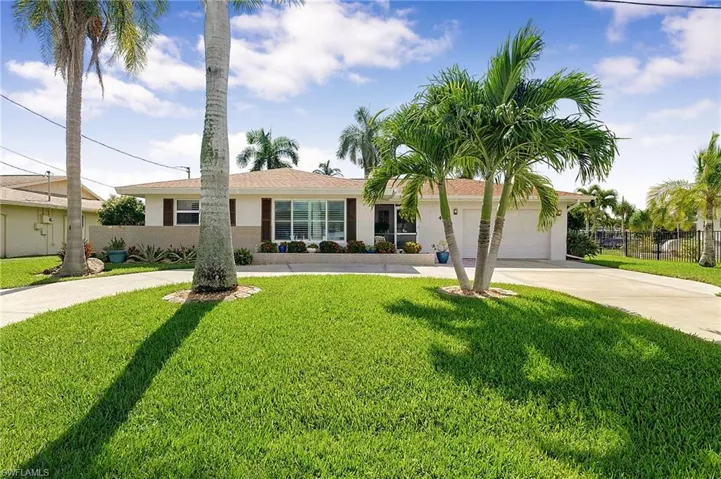 4529 Se 1st Ave, Cape Coral, Florida 33904