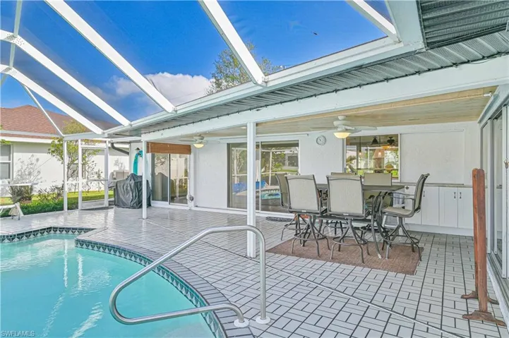 3030 SE 6th  AVE, Cape Coral, FL 33904