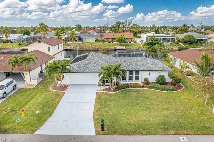 3030 SE 6th  AVE, Cape Coral, FL 33904