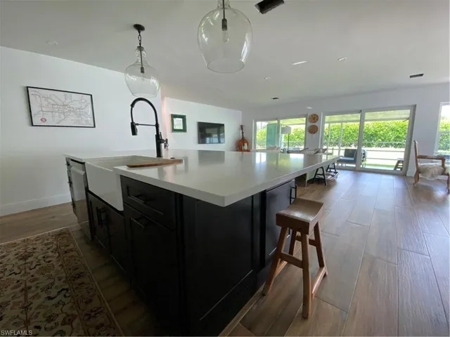 1340  West  LN, Naples, FL 34110