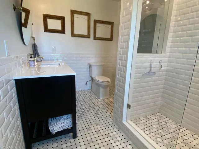 1340  West  LN, Naples, FL 34110