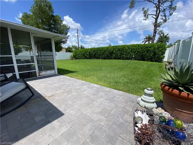 1340  West  LN, Naples, FL 34110