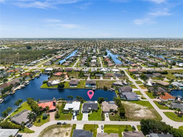 3911 25th Ct, Cape Coral, Florida 33914