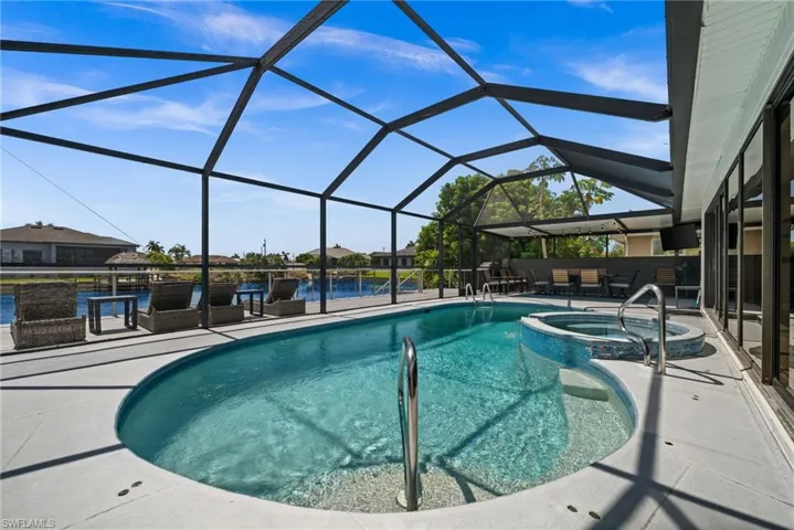 3911 25th Ct, Cape Coral, Florida 33914