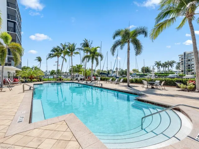 Bayside Pool
