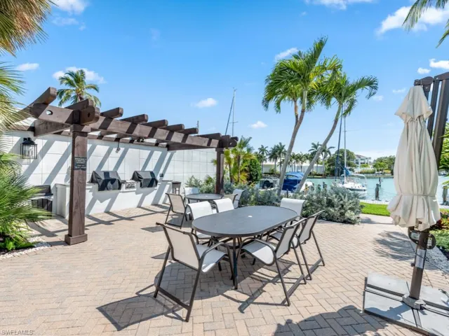 Bayside Grilling Area