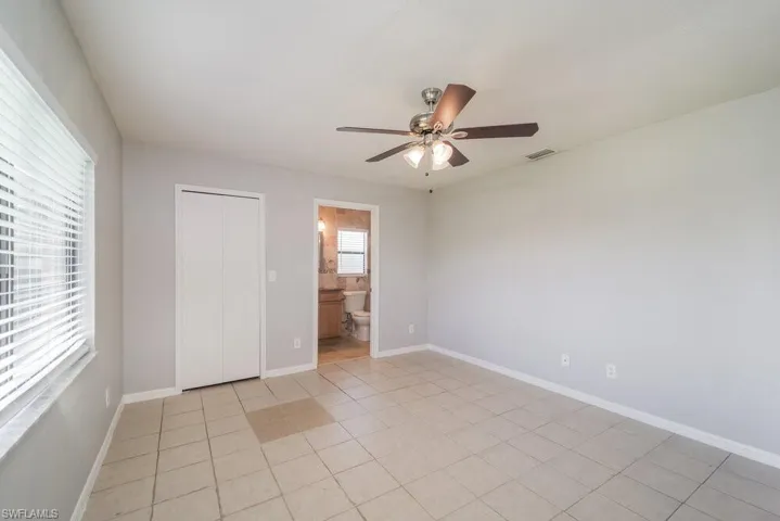 2715 Se 8th Ave, Cape Coral, Florida 33904