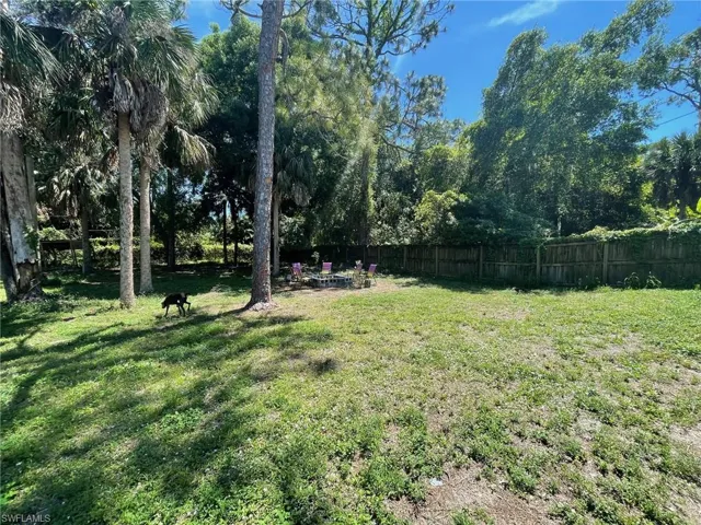 114 Lincoln AVE, LEHIGH ACRES FL 33936