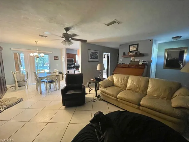 114 Lincoln AVE, LEHIGH ACRES FL 33936