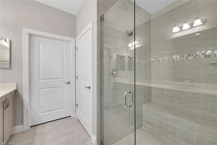 1467  Oceania S DR, Naples, FL 34113