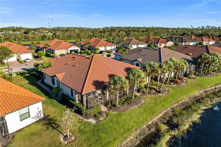1467  Oceania S DR, Naples, FL 34113