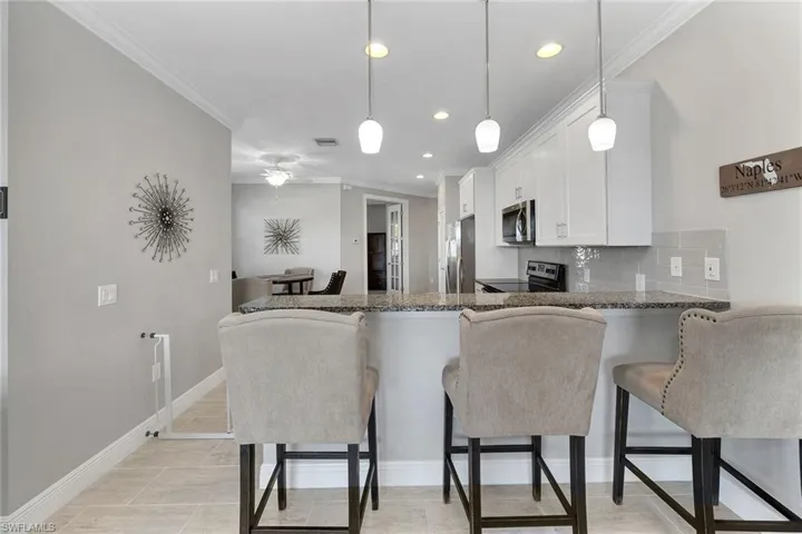 1467  Oceania S DR, Naples, FL 34113