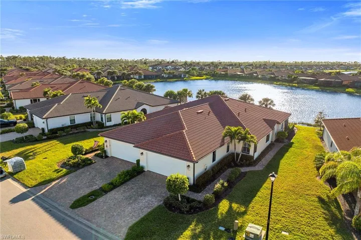 1467  Oceania S DR, Naples, FL 34113