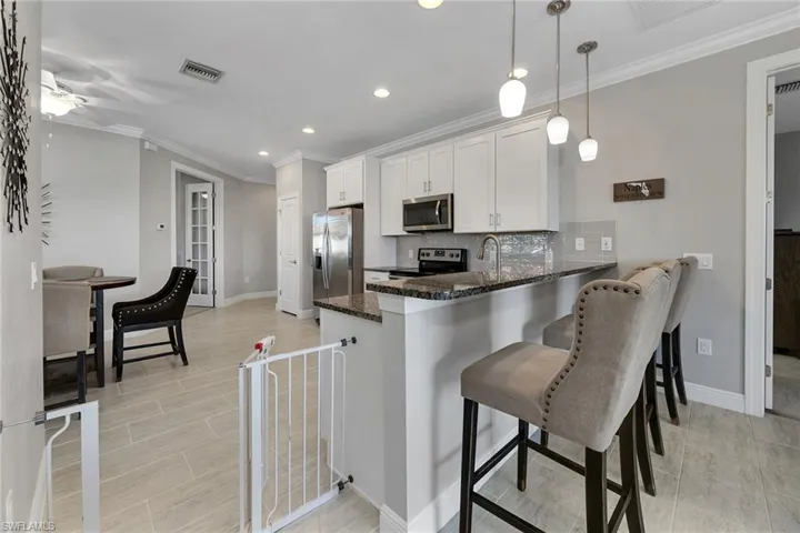 1467  Oceania S DR, Naples, FL 34113