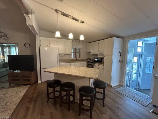 3121  Running Deer  DR, North Fort Myers, FL 33917